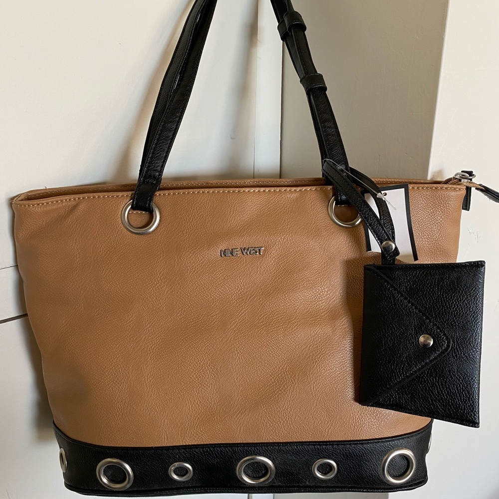 Nine West Bucket shoulder purse